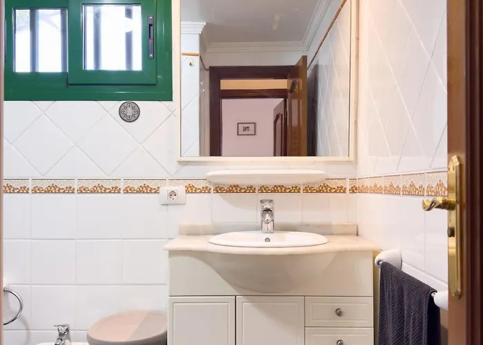 Playa Park 17, Charming One Bed * Puerto del Carmen (Lanzarote)